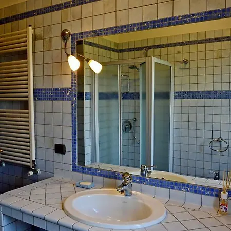 Letizia Apartment *